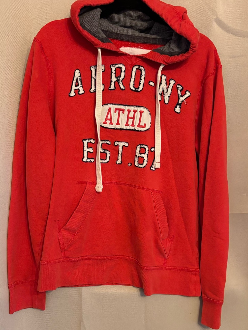 VTG 2013 Aeropostale Athletic LG Graphic embroider 100% cotton popover hoodie